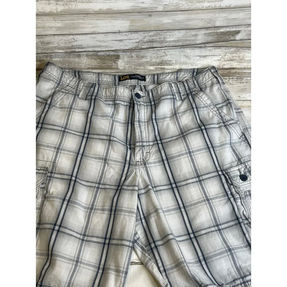 Lee‎ Mens Cargo Shorts Size 38 Gray & White Plaid Cotton Casual Summer Wear